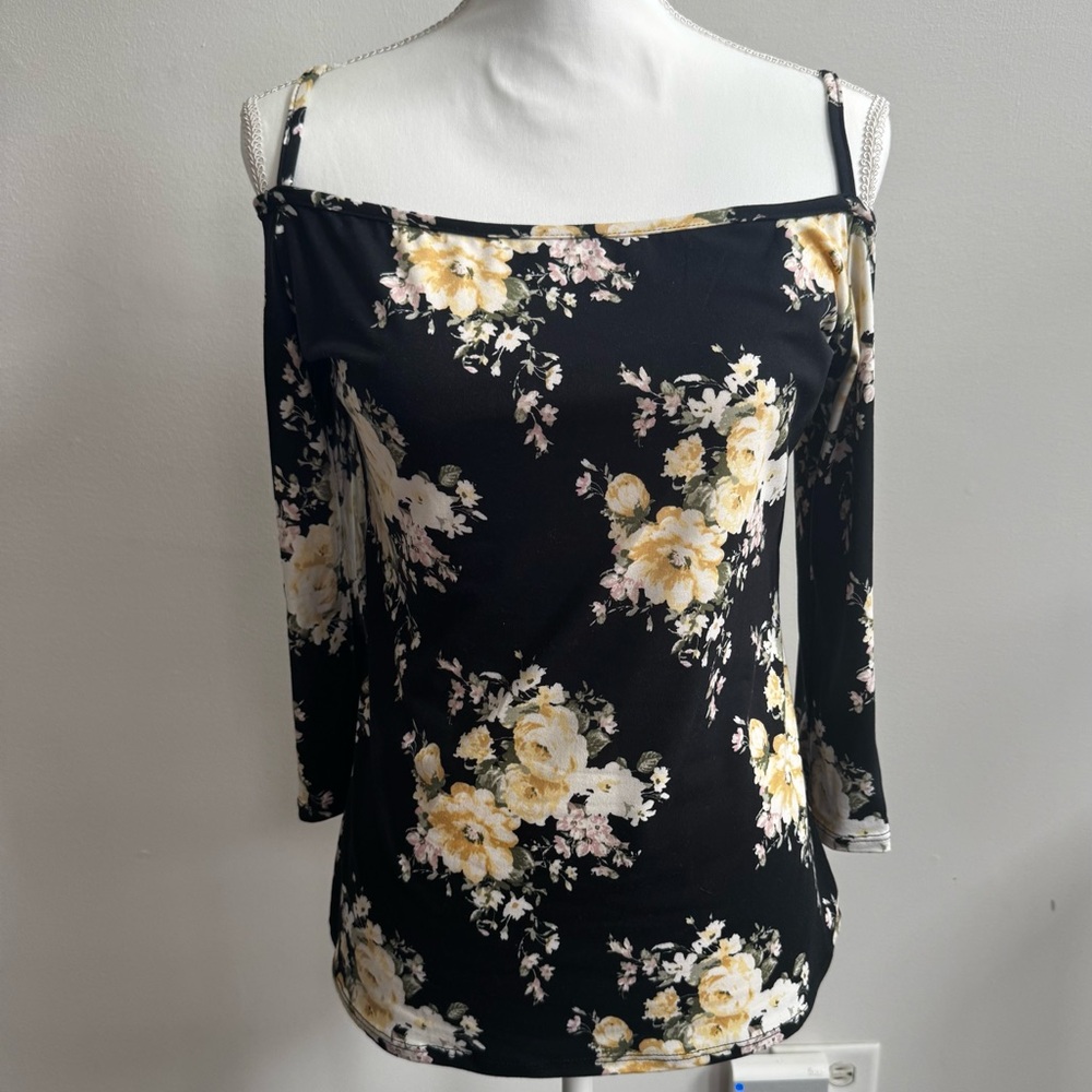 Absolute Angel Black & Yellow Floral Fitted 3/4 Sleeve Blouse